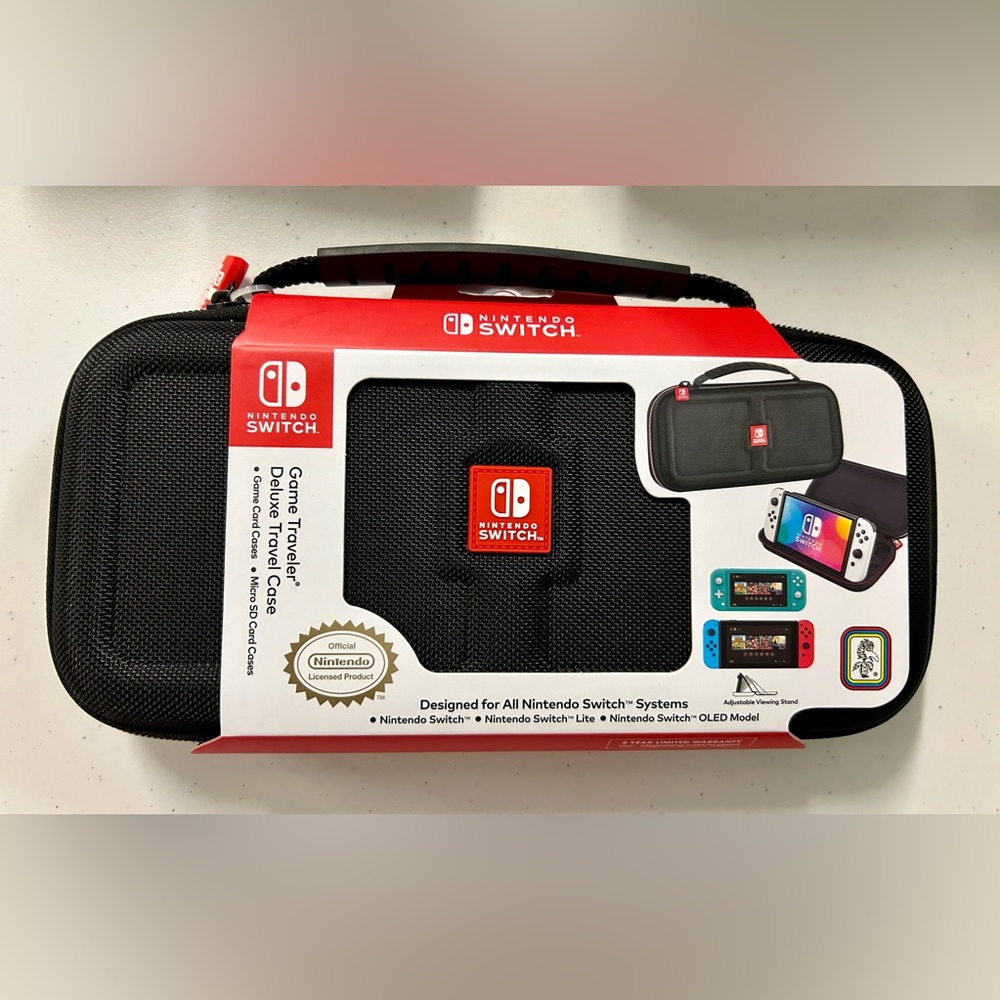NEW Nintendo Switch Game Traveler Deluxe Travel Case Model NNS50 (Black)